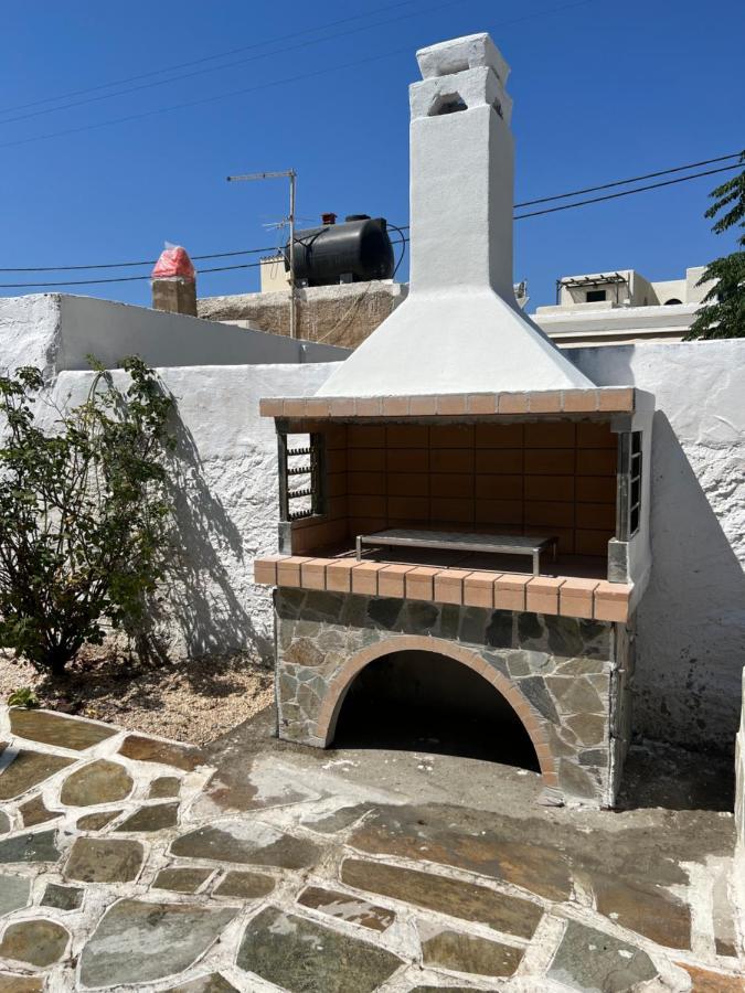 Gala Home Traditional House Galanado Extérieur photo